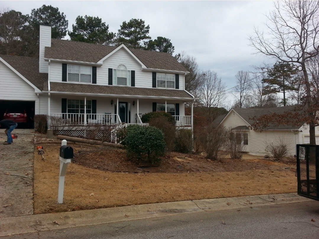 Front Yard Bed & Curb Appeal Makeover - Before