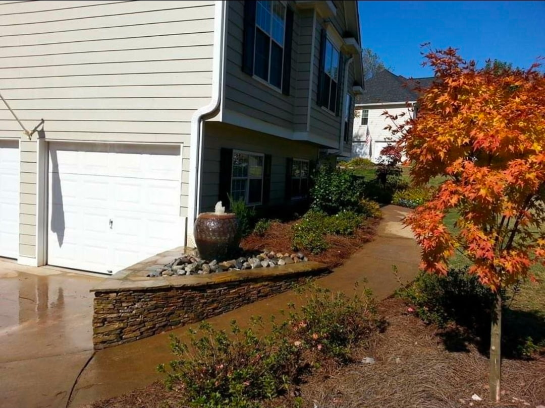 Side Yard Fountain & Stone Planter Makeover - After